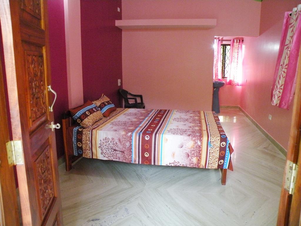 Sai Guru Guest House Anjuna Quarto foto